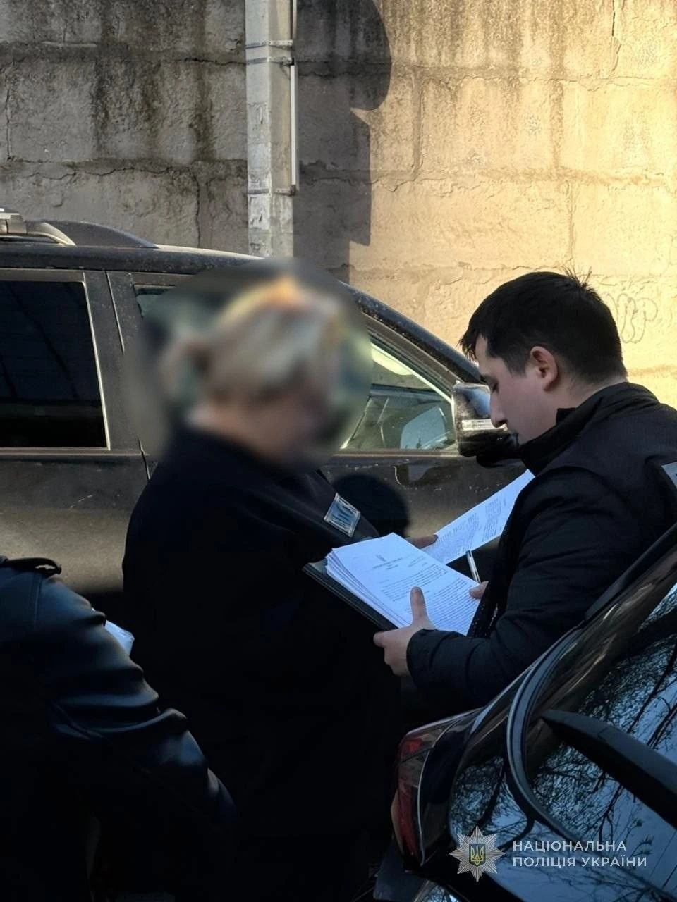 Нічний удар по Приморському району Одеси: десятки рятувальників приборкували масштабні загоряння у житлових будинках